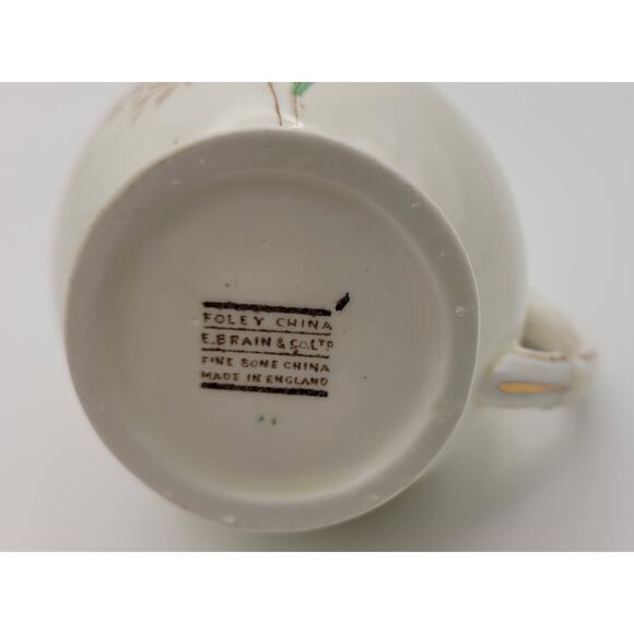 1936 Foley China E.Brain & Co Creamer Blue and Yellow Floral - Picture 3 of 6